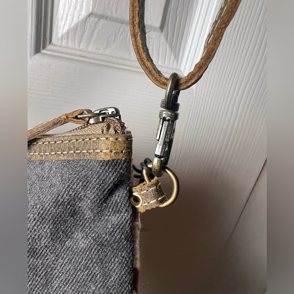 MYRA Crossbody Bag Purse Aztec Brown Yellow Red Reversible - Picture 5 of 11